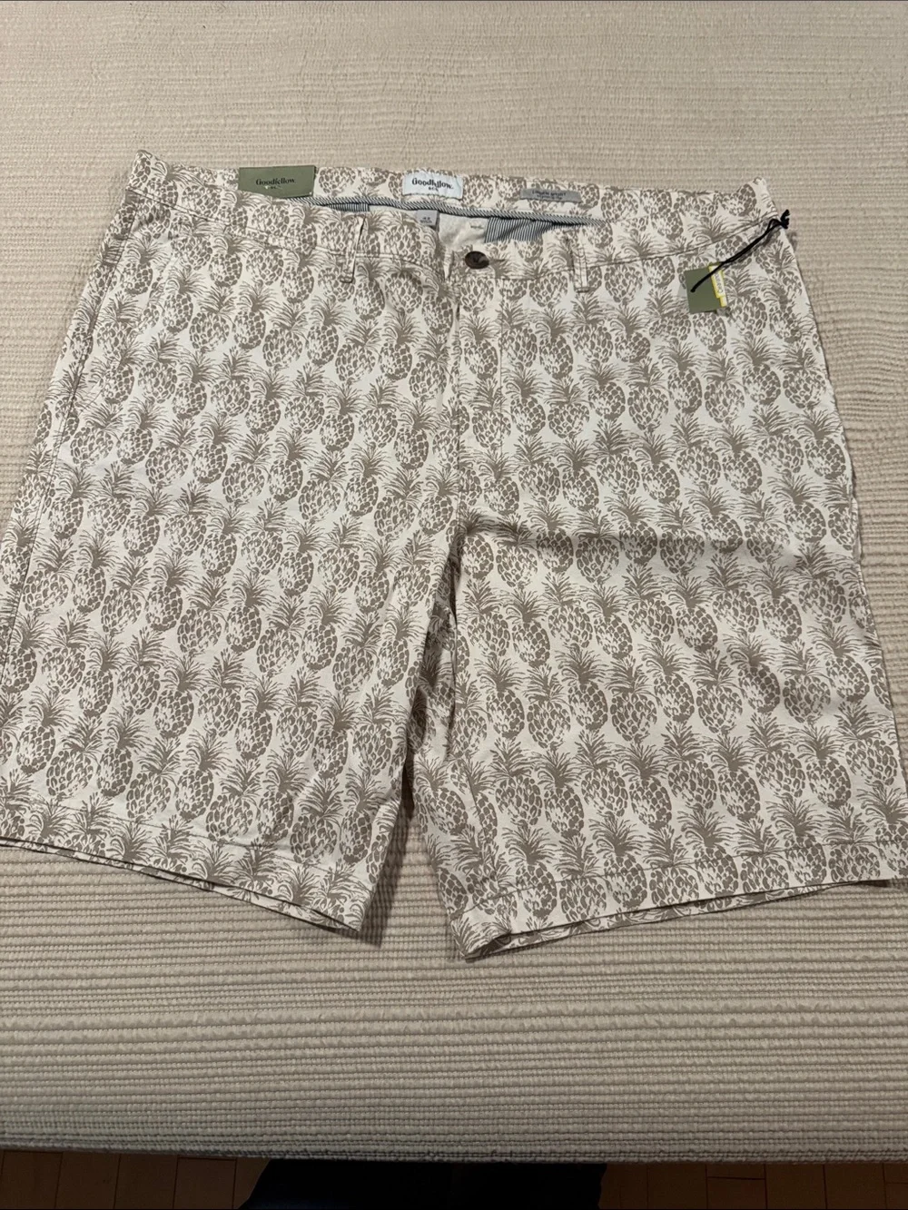 Goodfellow & Co Tan Pineapple-Print Flat Front Shorts